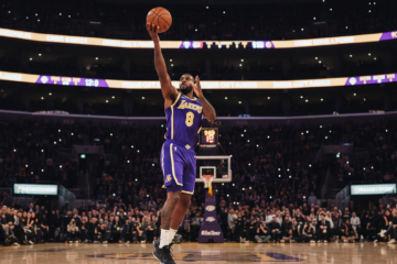 Lakers získali nejlepšího střelce NBA. Kennard míří do Los Angeles