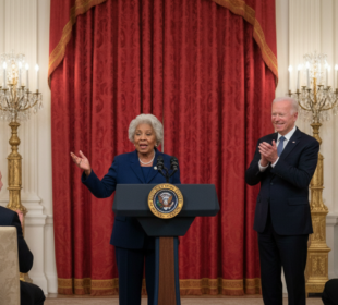 Babička v ohni: Obhajoba Trumpa na oslavě černošského dědictví