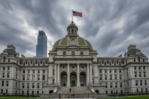 Antisemitský skandál otřásá New Yorkem. Tady nejde o politiku, jde o hodnoty