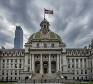 Antisemitský skandál otřásá New Yorkem. Tady nejde o politiku, jde o hodnoty