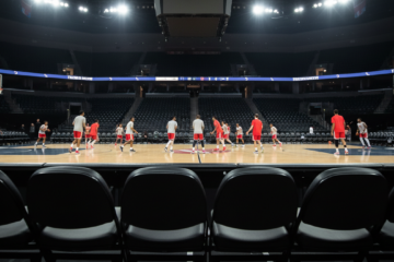 Když hvězdy sníží svou intenzitu: Umění nalézání kolektivní síly na basketbalových parketách
