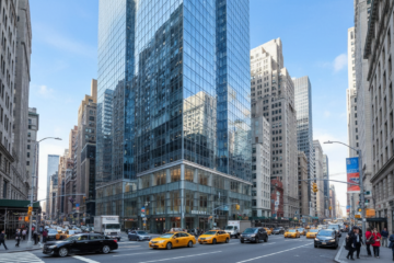 Místo ústupu expanze: NYC Alliance sází 750 milionů na 11letý nájem v srdci Manhattanu